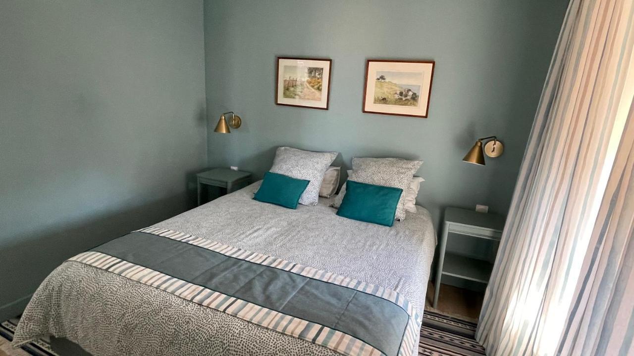 Vue Sur Rade Appartement Elegant Vaste Climatise Etage Eleve Ascenseur Proche Parking Et Toutes Commodites Au Coeur Du Toulon Historique 外观 照片