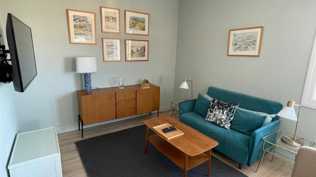 Vue Sur Rade Appartement Elegant Vaste Climatise Etage Eleve Ascenseur Proche Parking Et Toutes Commodites Au Coeur Du Toulon Historique 外观 照片